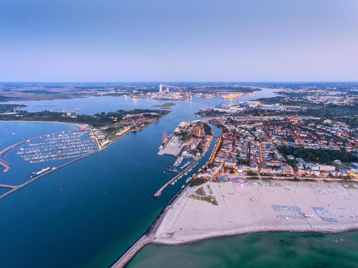 Haus Roeper: Teepott Apartment Rostock Ngoại thất bức ảnh